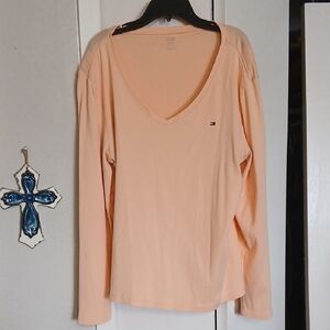 Tommy Hilfiger Women's Soft Yellow Long Sleeve Tee